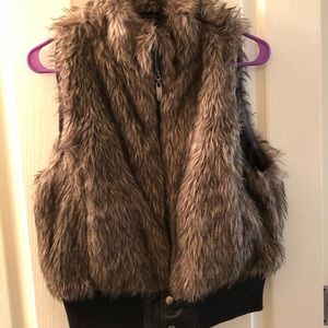 Fur vest